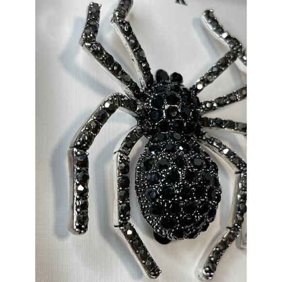 Piper K Creep It Real Black Crystal Bling Spider Brooch Pin NEW - Picture 4 of 8